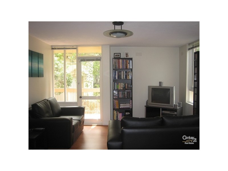 1/17 Redan Street, St Kilda East VIC 3183