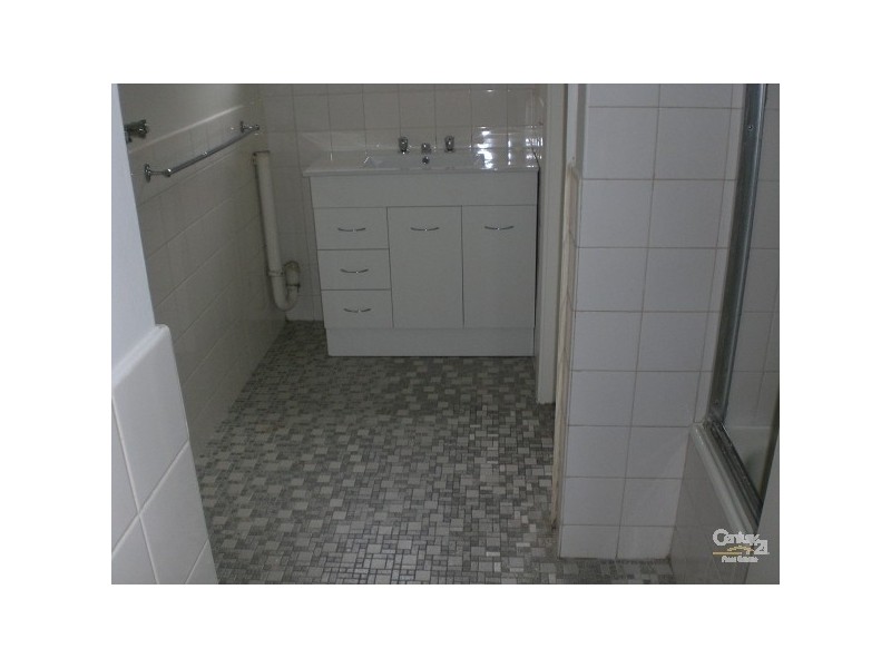 5/2 Clapham Road, Hughesdale VIC 3166