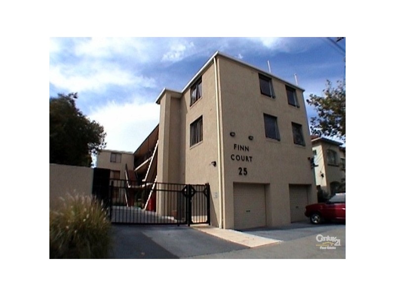 13/25 Bendigo Avenue, Elwood VIC 3184