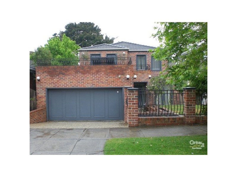 11 Empress Road, St Kilda East VIC 3183