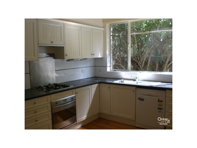 11 Vautier Street, Elwood VIC 3184