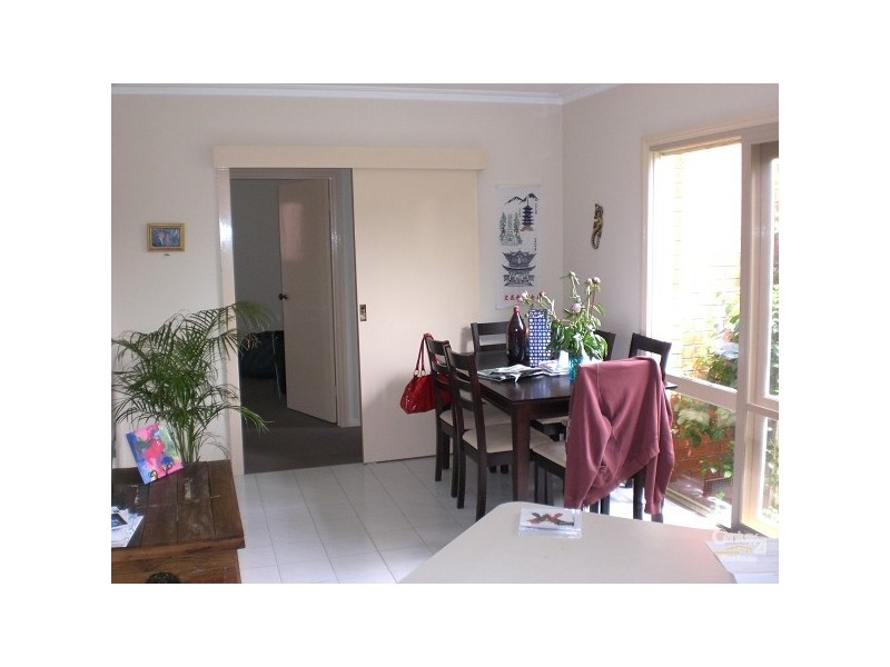 2/8 Fisher Street, Malvern East VIC 3145