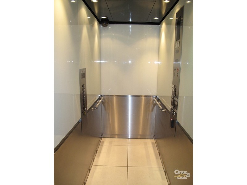 121/135 Inkerman Street, St Kilda VIC 3182