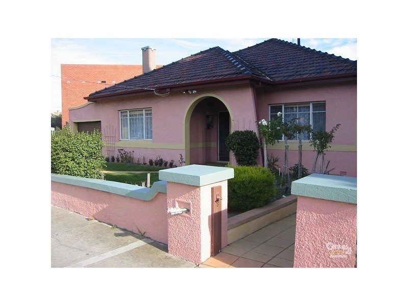 14 Ripon Grove, Elsternwick VIC 3185