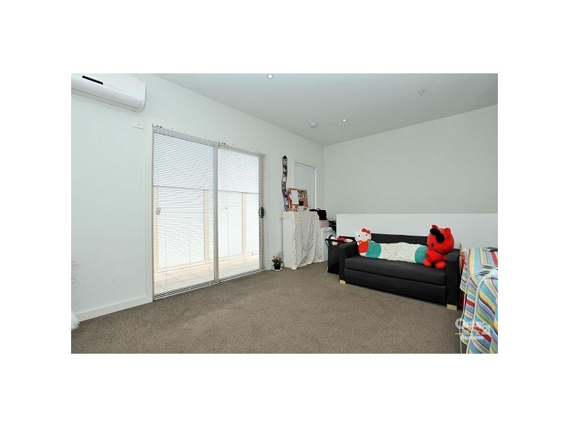 3/101-103 Orrong Crescent, Caulfield North VIC 3161