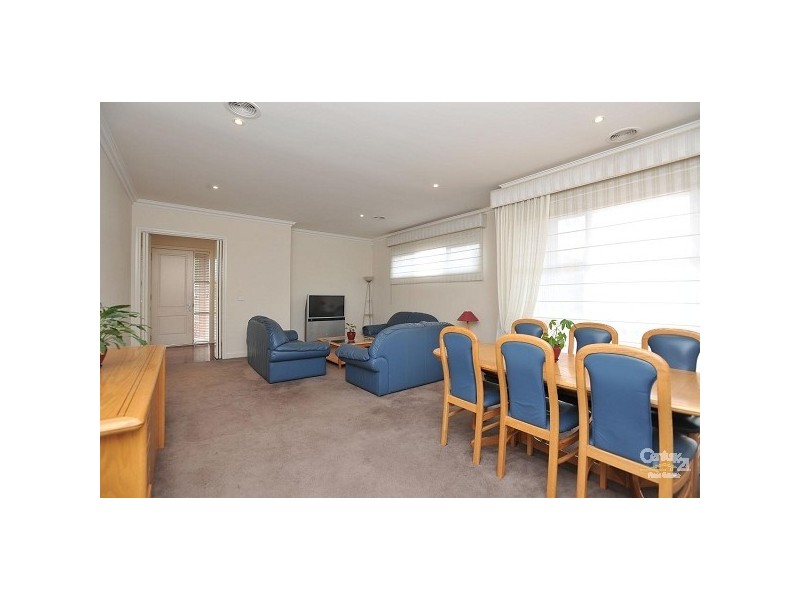 1/61 College Street, Elsternwick VIC 3185