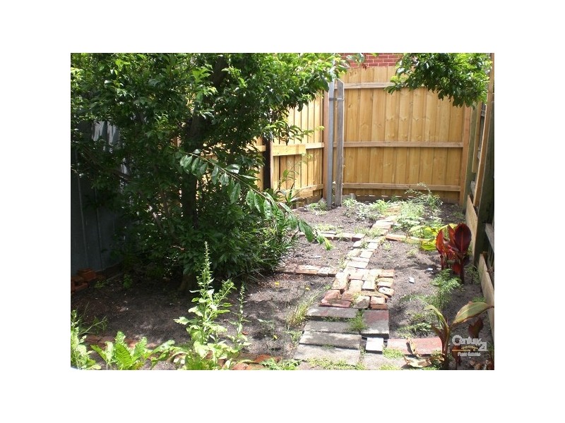 12 Edith Street, Caulfield North VIC 3161