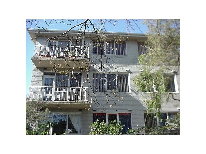 4/120 Brighton Road, Elsternwick VIC 3185