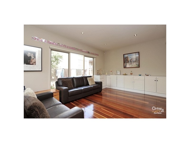 2/116-118 Orrong Road, Elsternwick VIC 3185