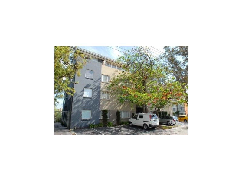12/87 Alma Road, St Kilda VIC 3182
