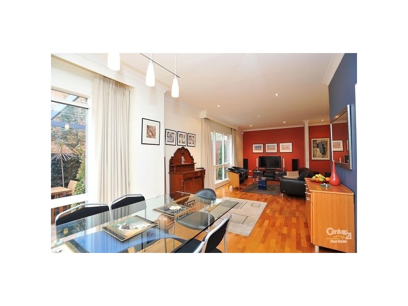 2/20 Pearce Street, Caulfield South VIC 3162