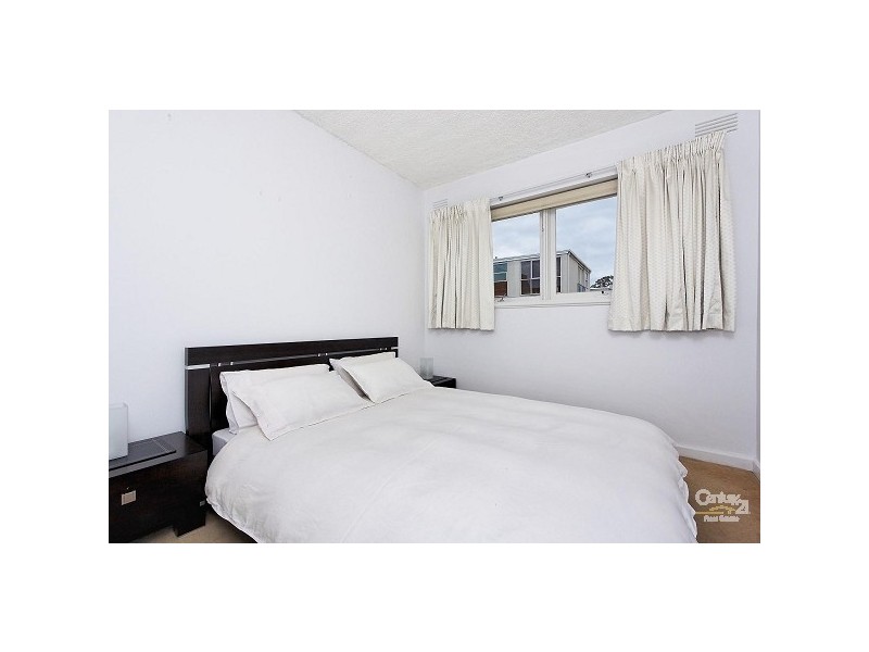 13/318 Beaconsfield Parade, St Kilda VIC 3182