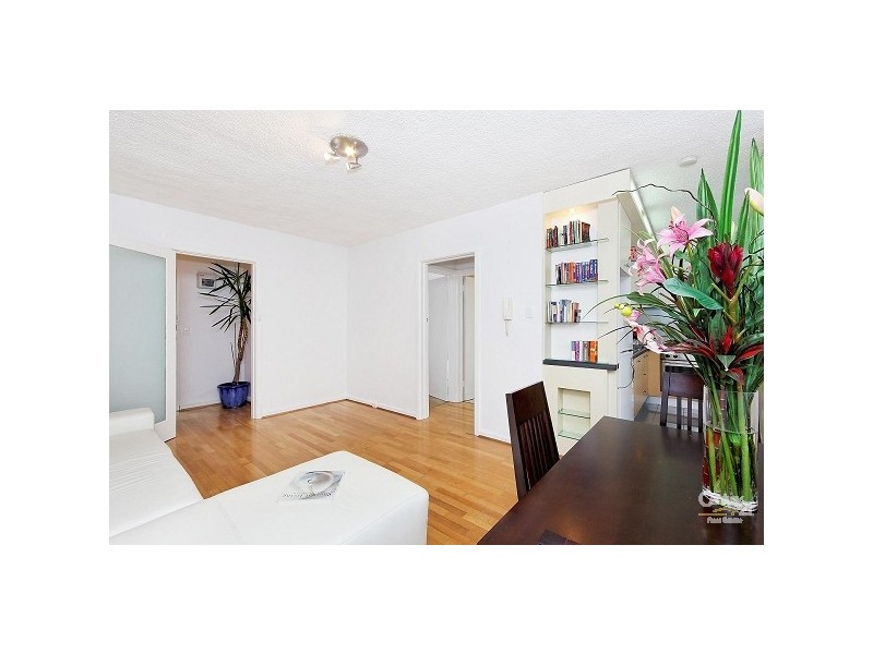 13/318 Beaconsfield Parade, St Kilda VIC 3182