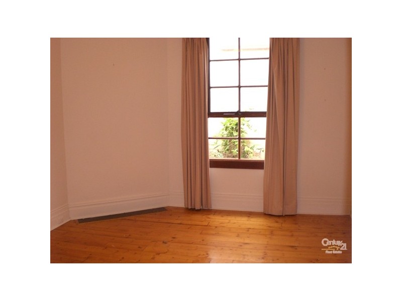 12 Edith Street, Caulfield North VIC 3161