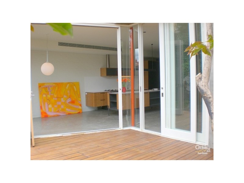 74a Spray Street, Elwood VIC 3184