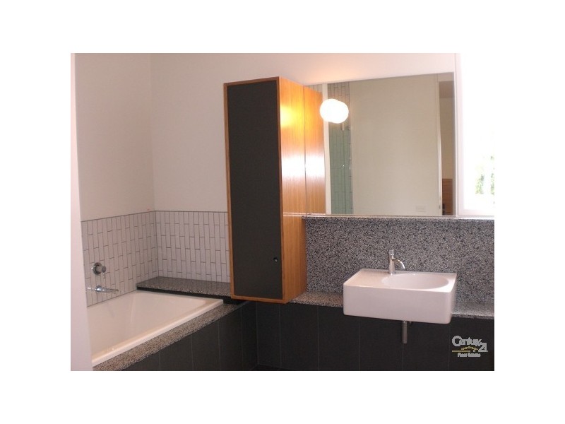 74a Spray Street, Elwood VIC 3184