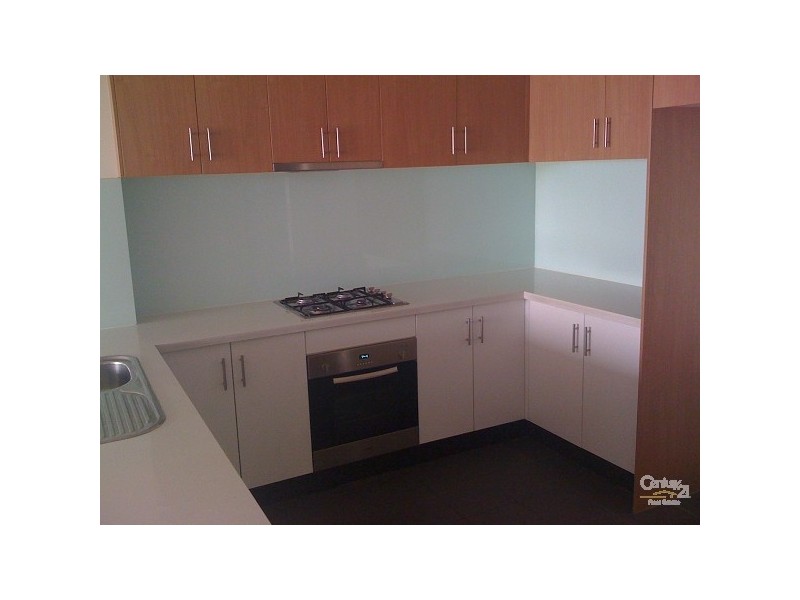 211/250 Barkly Street, Footscray VIC 3011