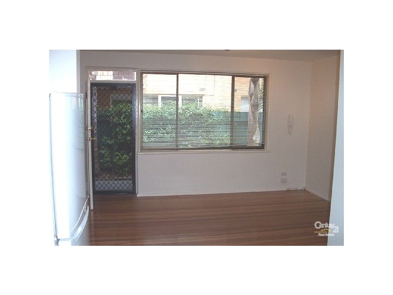 3/60 Gourlay Street, St Kilda East VIC 3183