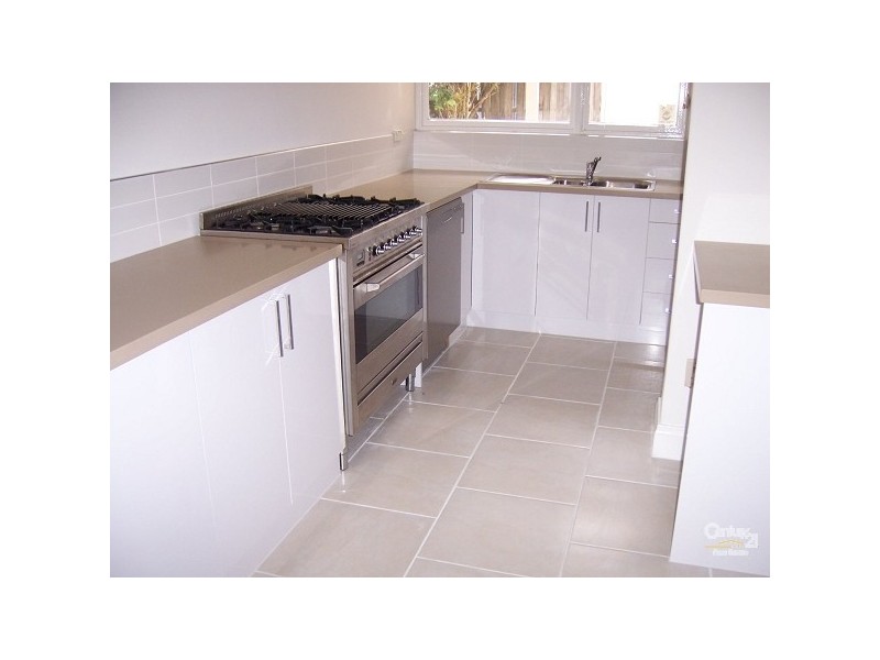 8 Gurner Street, St Kilda VIC 3182