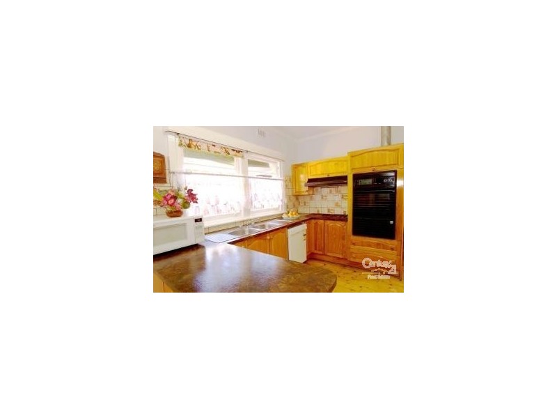 45 Normanby Road Cnr Kambrook Road, Caulfield North VIC 3161