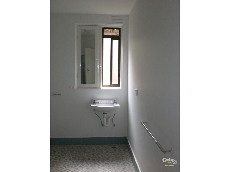 4/674 Inkerman Road, Caulfield North VIC 3161