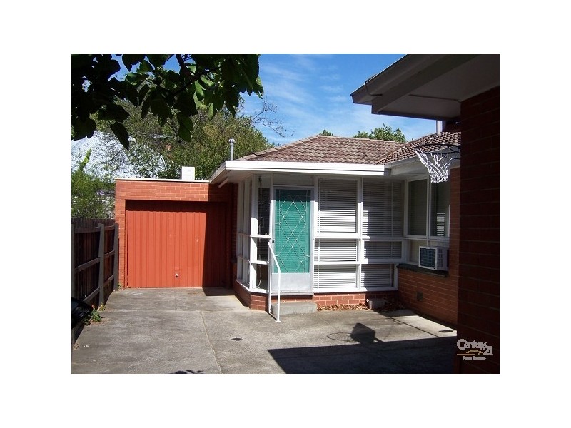 2/9 Addison Street, Elwood VIC 3184