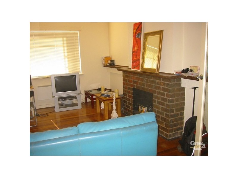 4/2 Ravens Grove, St Kilda East VIC 3183