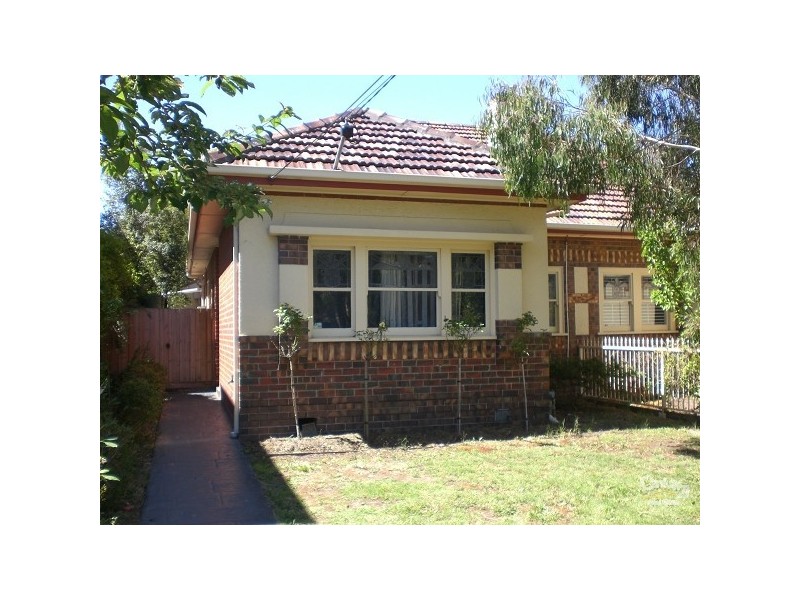 1/40 Woornack Road, Carnegie VIC 3163