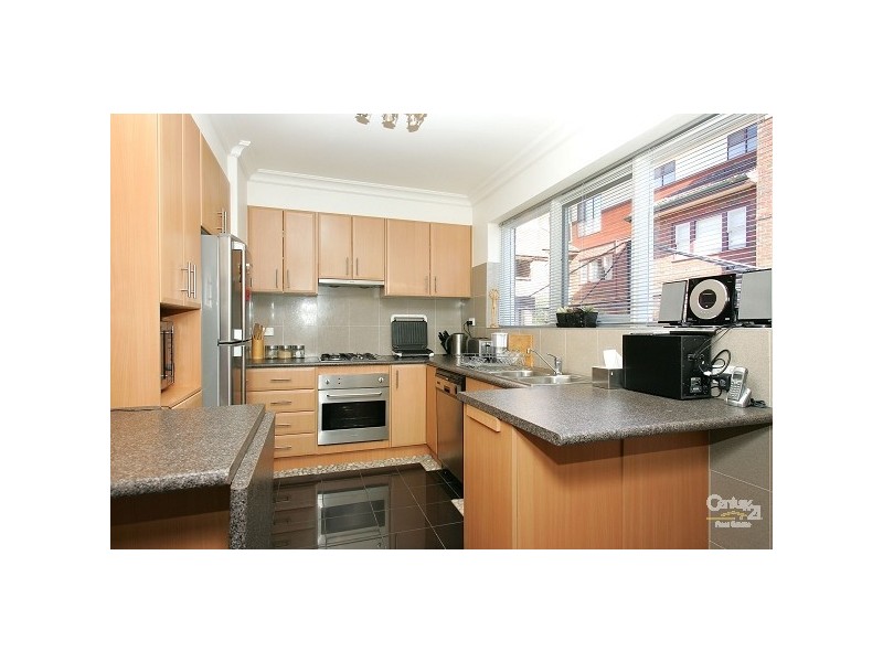 2/340 Dandenong Road, St Kilda East VIC 3183