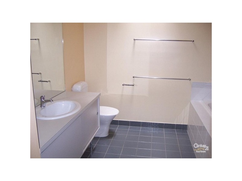 6 Bowen Street, St Kilda East VIC 3183