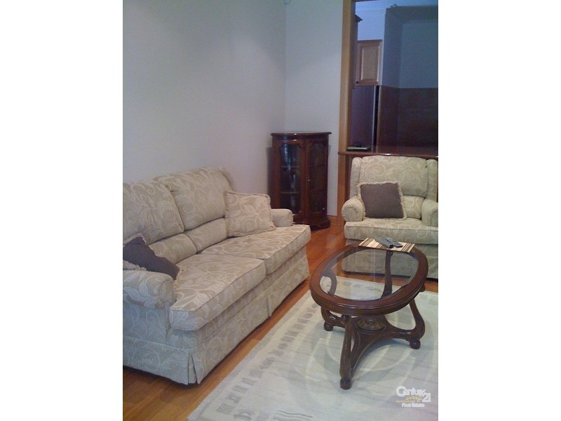 2/15 Bundeera Road, Caulfield South VIC 3162