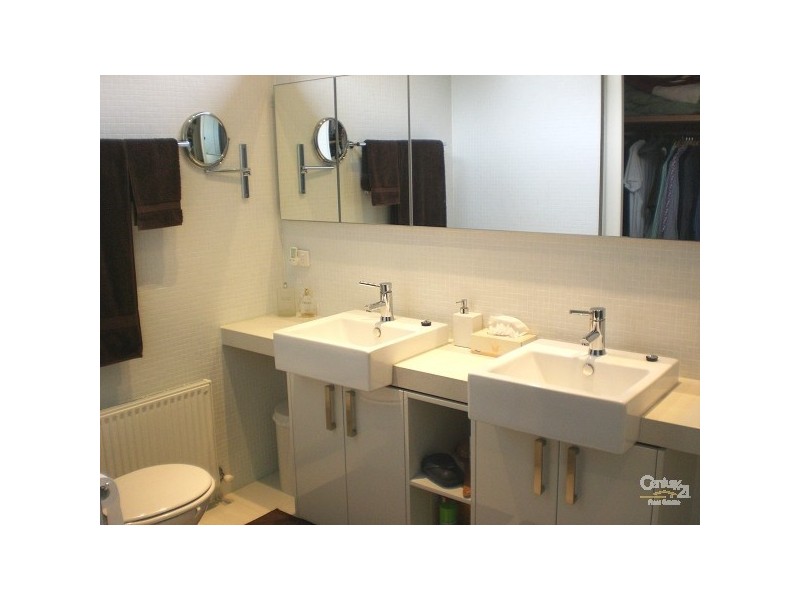 91 Mitford Street, Elwood VIC 3184