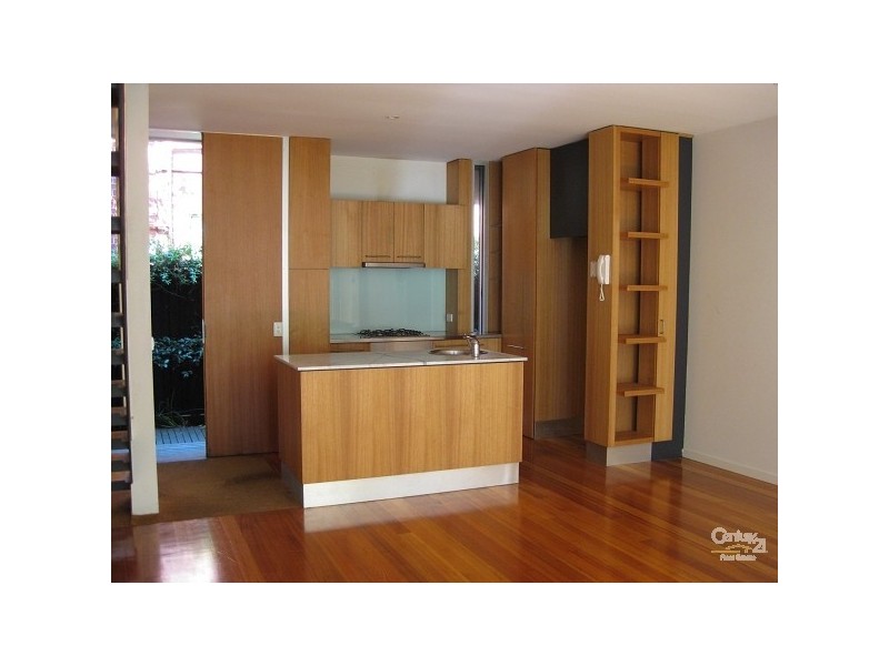 3/156 Carlisle Street, St Kilda VIC 3182