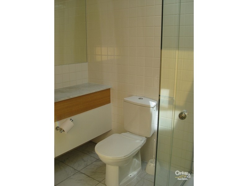 3/156 Carlisle Street, St Kilda VIC 3182