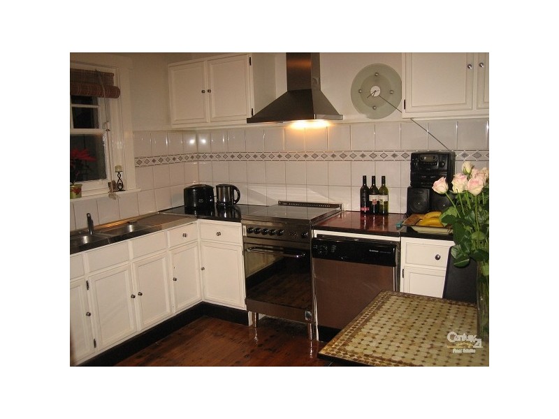 1/6 West Beach Road, St Kilda West VIC 3182