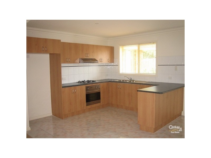 2/13 Jaguar Drive, Clayton VIC 3168