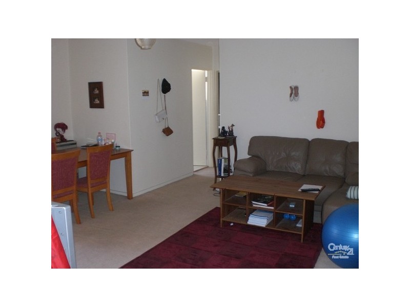 6/81-83 Grosvenor Street, St Kilda East VIC 3183