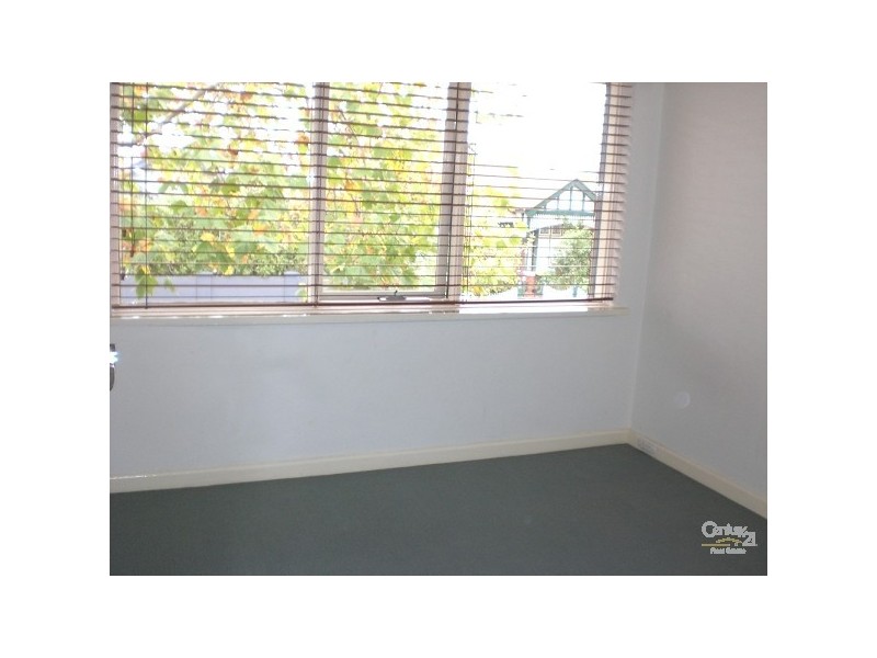 4/5 Joyce Street, Elwood VIC 3184