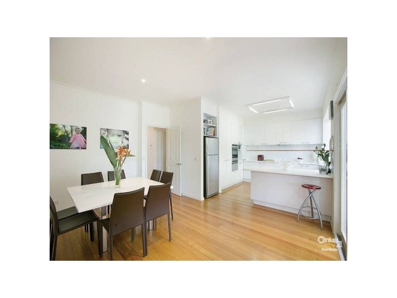 11 Park Road, Glen Iris VIC 3146