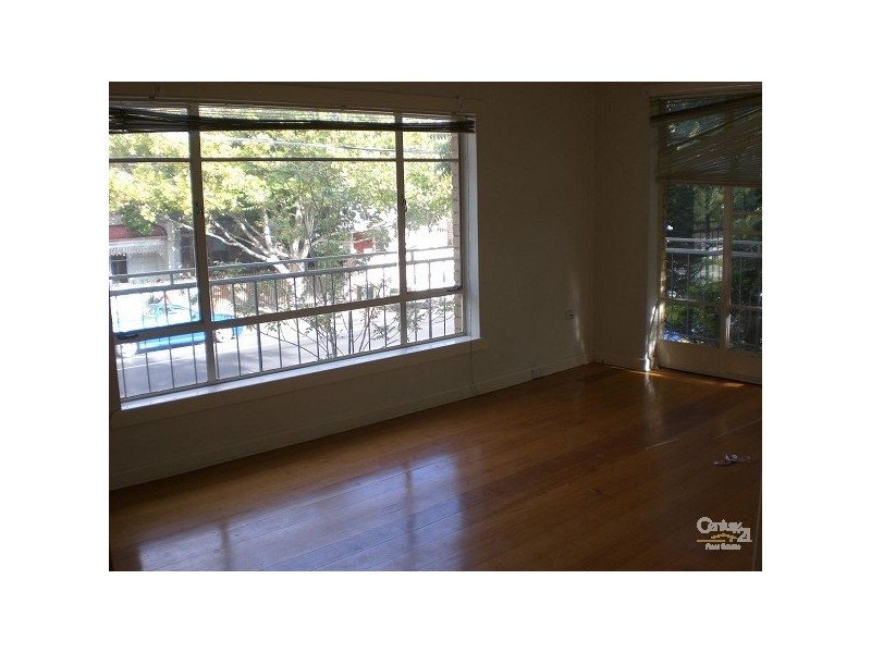 16/3-5 Coleridge Street, Elwood VIC 3184