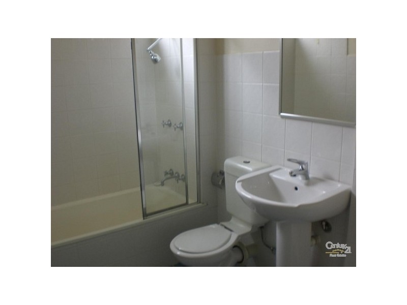 16/3-5 Coleridge Street, Elwood VIC 3184