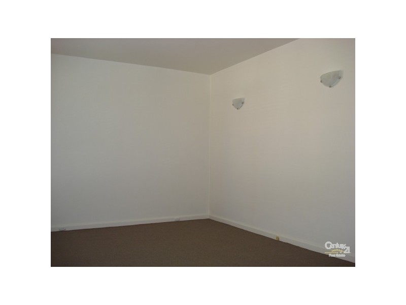 8/2 Dickens Street, Elwood VIC 3184