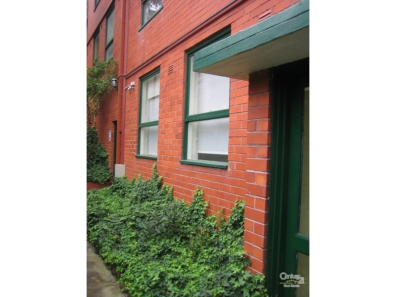 1/45 Robe Street, St Kilda VIC 3182