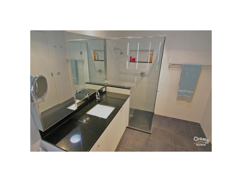 1B Webb Street, Caulfield VIC 3162