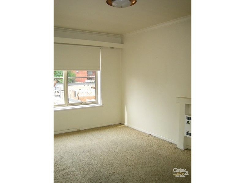 6/8 Charlotte Place, St Kilda East VIC 3183