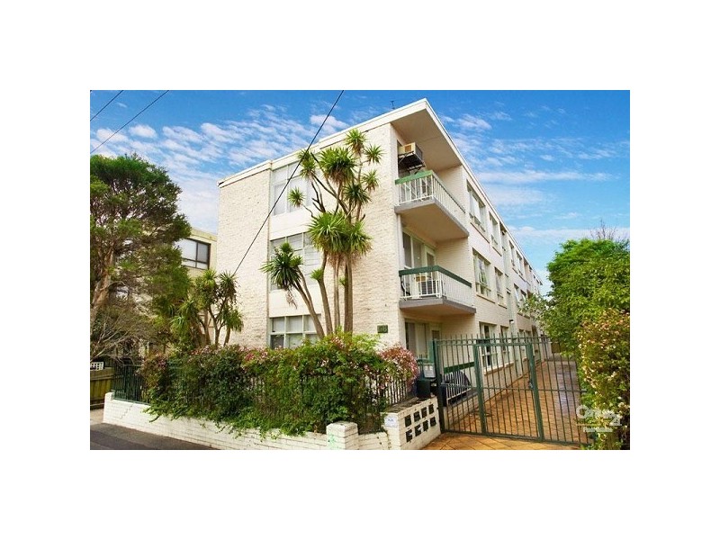 4/106 Westbury Street, St Kilda East VIC 3183
