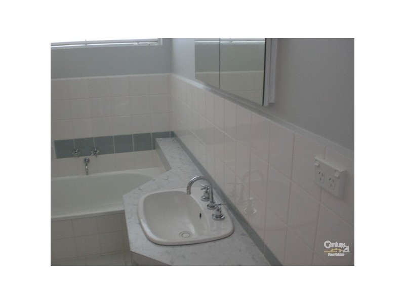 10/363 Balaclava Road, Caulfield North VIC 3161