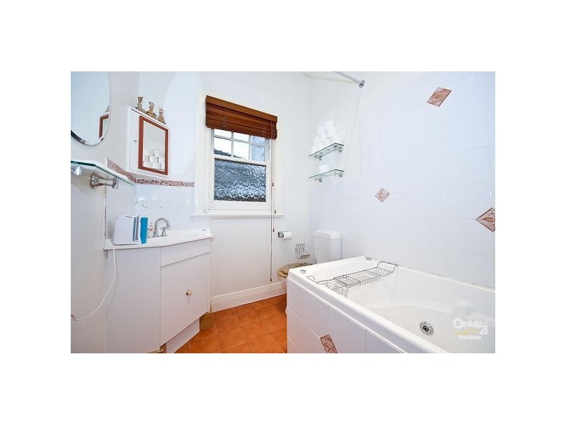 20 Bundeera Road, Caulfield South VIC 3162