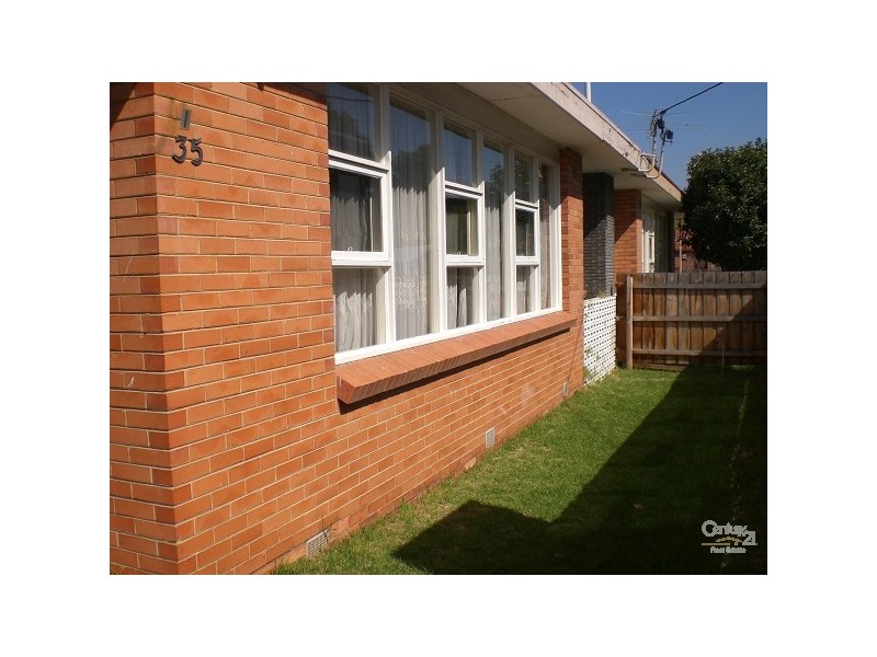 1/35 Prahran Grove, Elsternwick VIC 3185