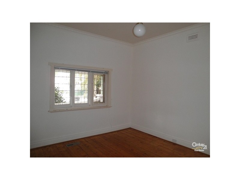 3 Holywood Grove, Carnegie VIC 3163